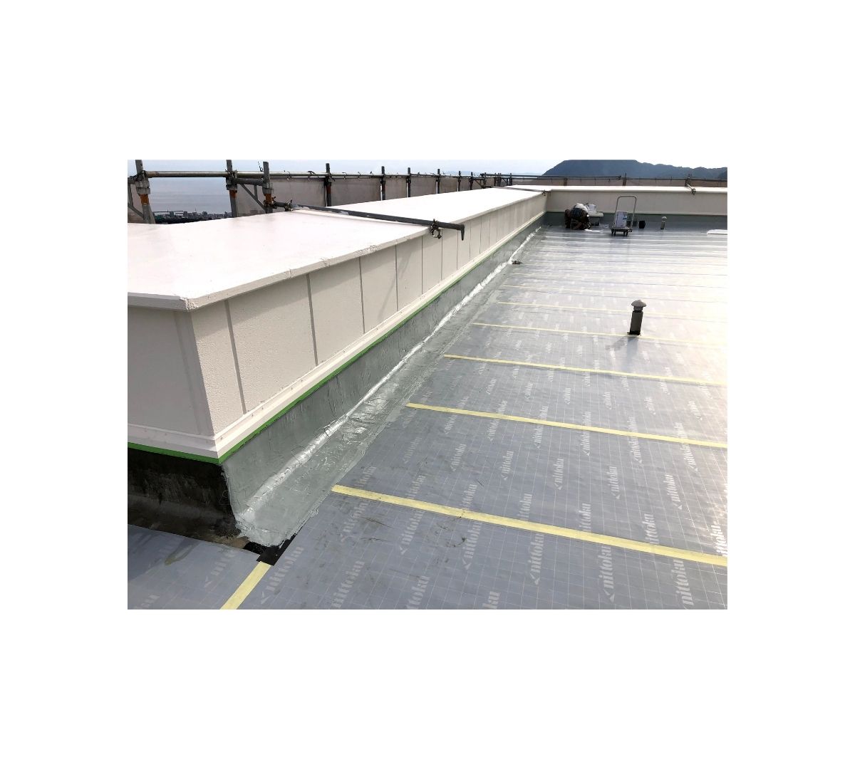 屋上防水 通気緩衝シート施工後
